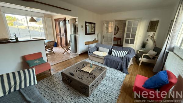 QUIBERON - Maison de 164 m², idéalement située au calme, à proximité immédiate du centre, de la mer et des commerces