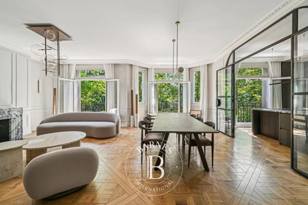 Paris 7ème, Appartement 4 Chambres -  271 m² à vendre