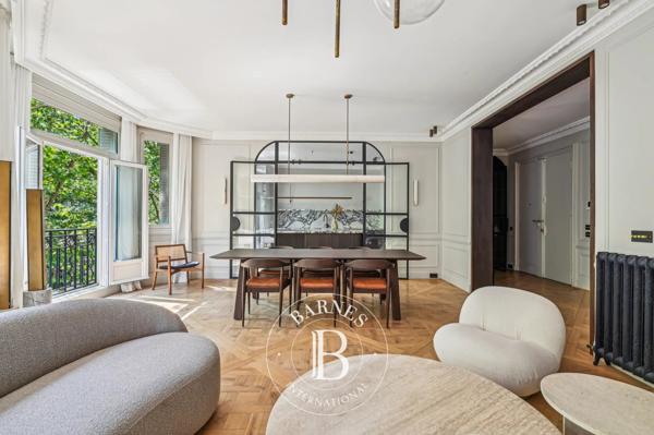Paris 7ème, Appartement 4 Chambres -  271 m² à vendre