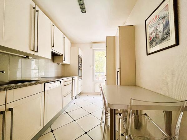 Monselet beau T4 avec terrasse, parking et garage en option