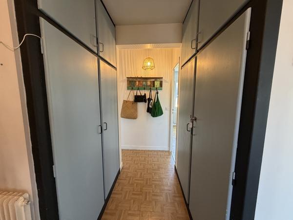 Quimper Centre Ville Quartier Gare – Vaste appartement T4 de 85 m² avec Parking