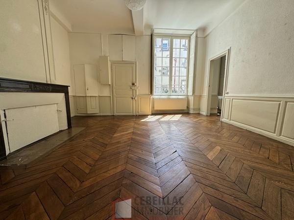 Immeuble 550 m² / 9 lots