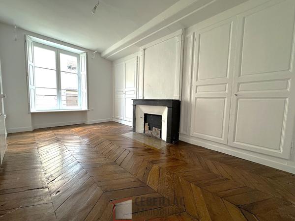 Immeuble 550 m² / 9 lots