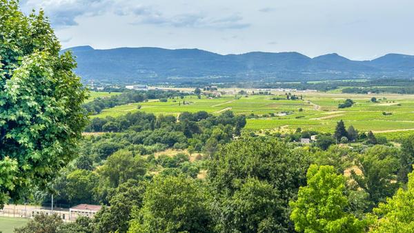 maison de village - grands volumes