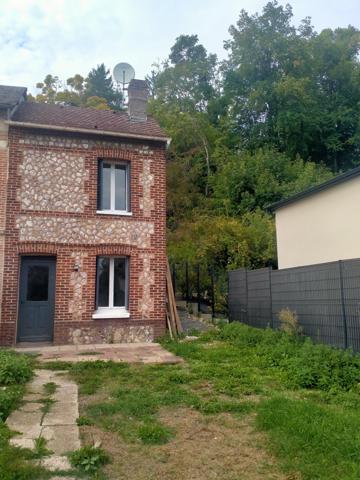 Située dans la charmante commune de Freneuse (76410),