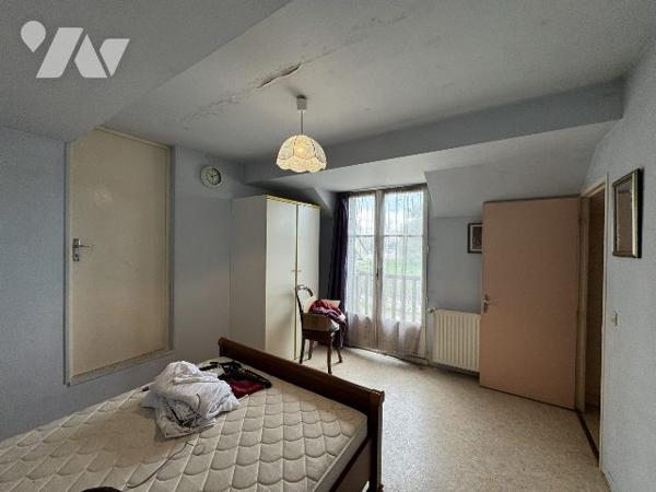 Maison avec grand terrain