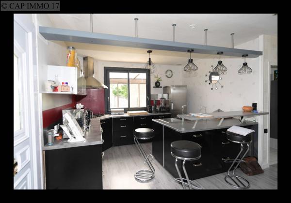 Maison de 119 m² en vente à AXE LA ROCHELLE - SURGERES