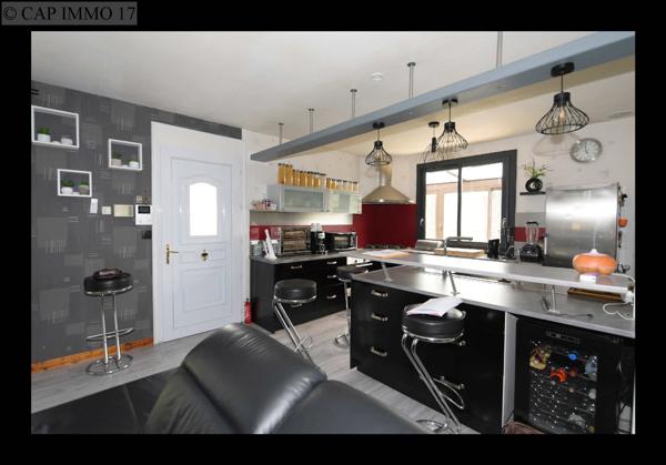 Maison de 119 m² en vente à AXE LA ROCHELLE - SURGERES