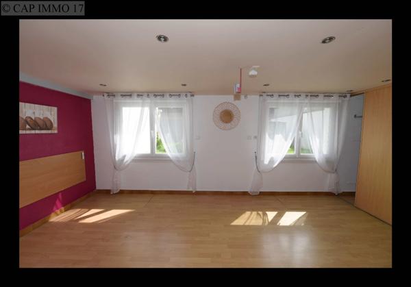 Maison de 119 m² en vente à AXE LA ROCHELLE - SURGERES