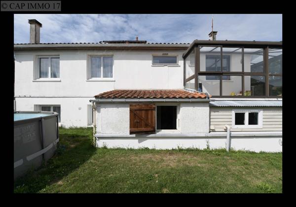 Maison de 119 m² en vente à AXE LA ROCHELLE - SURGERES