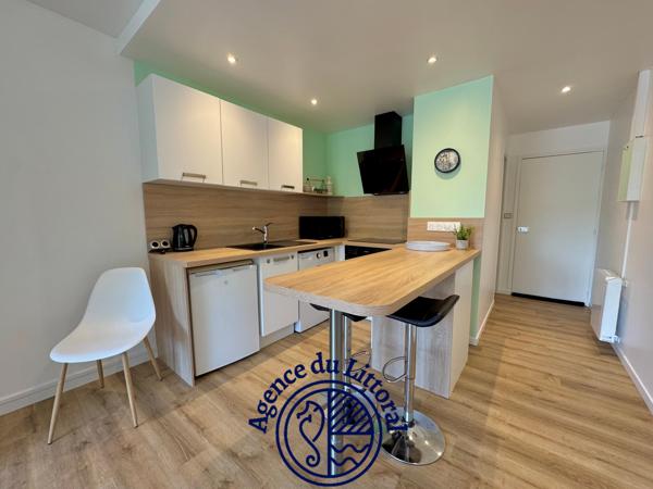 Studio
                                                                                                                                                                                                                                                                                                                        1 pièce(s)                                                                                                                                                                                                                                                                                                                              29.13  m²