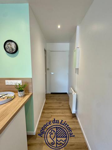 Studio
                                                                                                                                                                                                                                                                                                                        1 pièce(s)                                                                                                                                                                                                                                                                                                                              29.13  m²