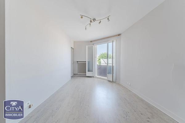 Appartement à vendre 1 pièce 27.55m² Tours (37000)