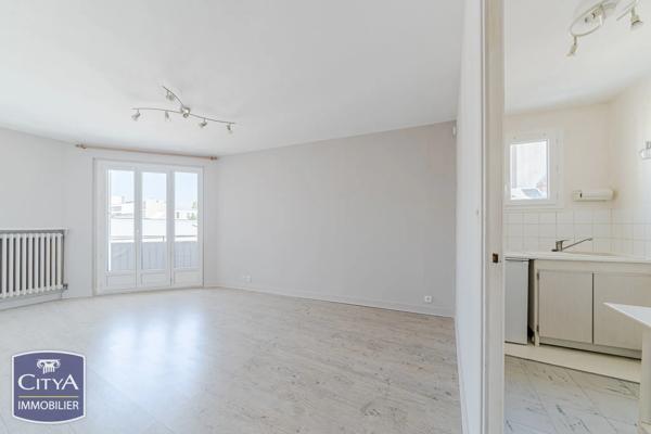 Appartement à vendre 1 pièce 27.55m² Tours (37000)