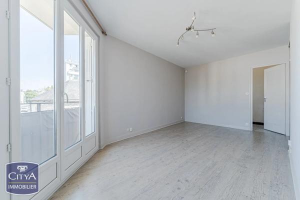 Appartement à vendre 1 pièce 27.55m² Tours (37000)