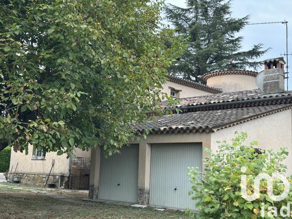Maison à vendre 7 pièces 153 m² Châteauneuf-Grasse
