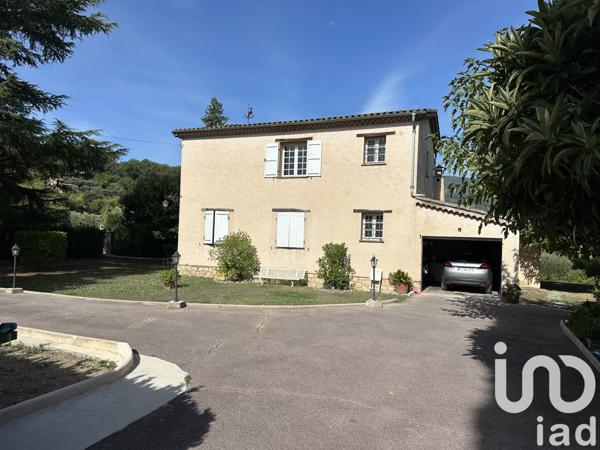 Maison à vendre 7 pièces 153 m² Châteauneuf-Grasse