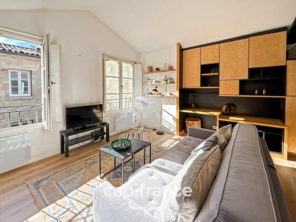 BORDEAUX (33) Quartier Saint Pierre /Apt T1bis / lumineux, spacieux, stationnement vélo