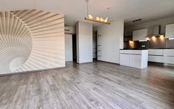 Appartement à vendre    3 pièces • 75,04 m2 Toulouse