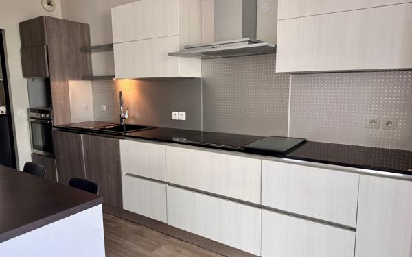 Appartement à vendre    3 pièces • 75,04 m2 Toulouse