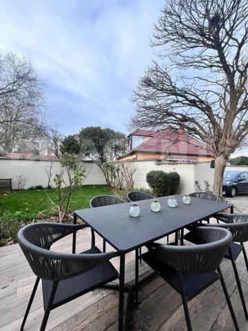 MAISON DE MAITRE DU XIX SIECLE 