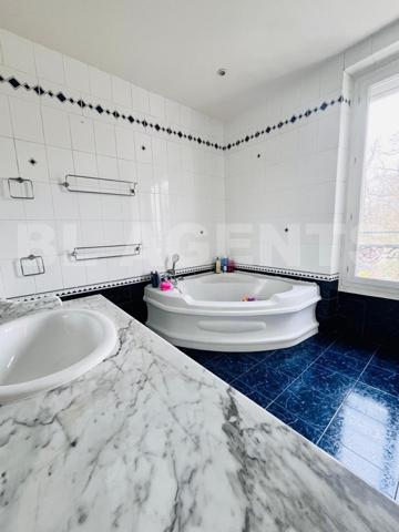 MAISON DE MAITRE DU XIX SIECLE 