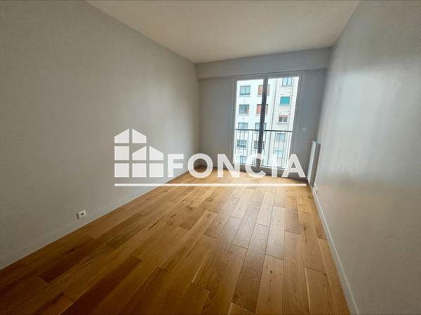 Location Appartement 4 pièces 105.2 m² - 123 AVENUE DE VERSAILLES Paris 75016