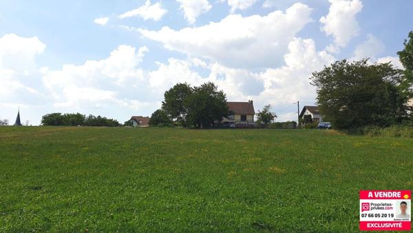 Terrain de 4 165 m²