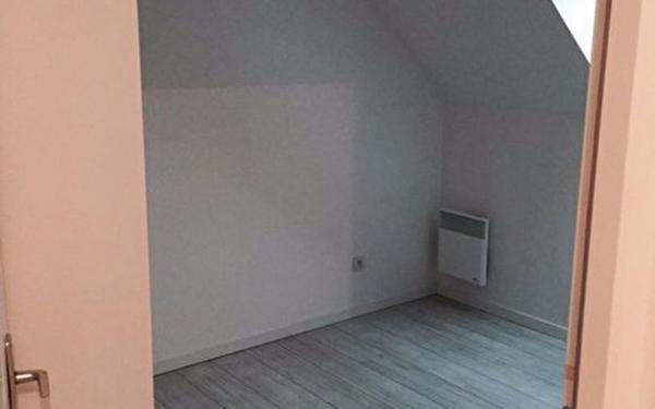 Maison à louer    3 pièces •  Saint-Aignan-le-Jaillard