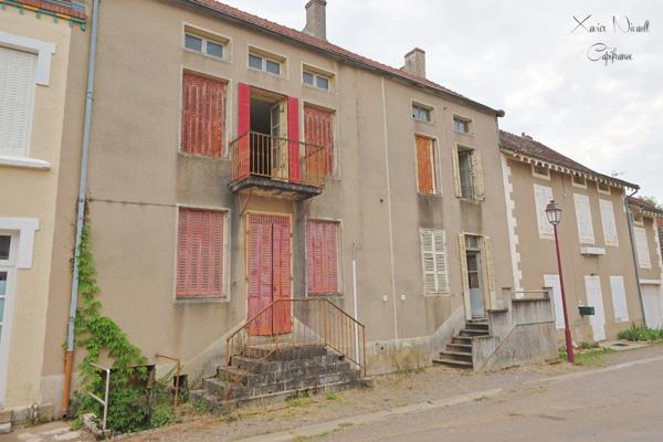 Maison à vendre 5 pièces SAINT SERNIN DU PLAIN (71)