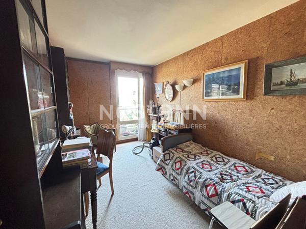 NESTENN IGNY  Appartement familial 5 pièces 107 m² avec extérieur, situé au 6? et dernier étage, vue panoramique, au sein du Parc de Diane avec tennis, piscine et Club House, aires de jeux. Commerces, écoles et transports à proximité (ligne V et bus). A