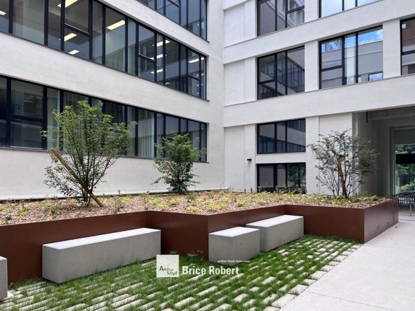 Bureaux à louer à Lyon Part-Dieu avec terrasses privatives et certifications