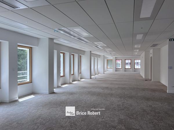 Bureaux à louer à Lyon Part-Dieu avec terrasses privatives et certifications