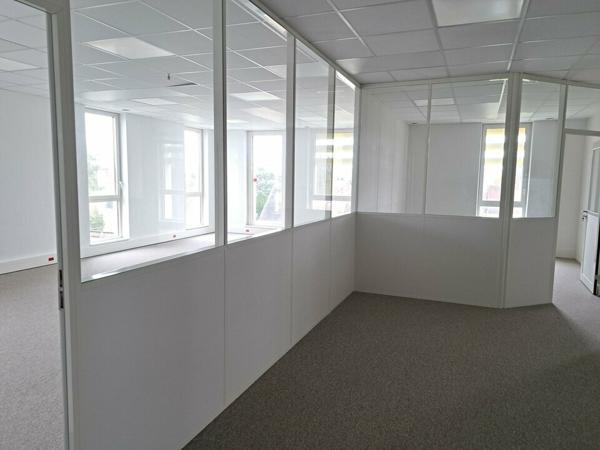 TOURS NORD BUREAUX A LOUER 233 M² 6 PARKINGS