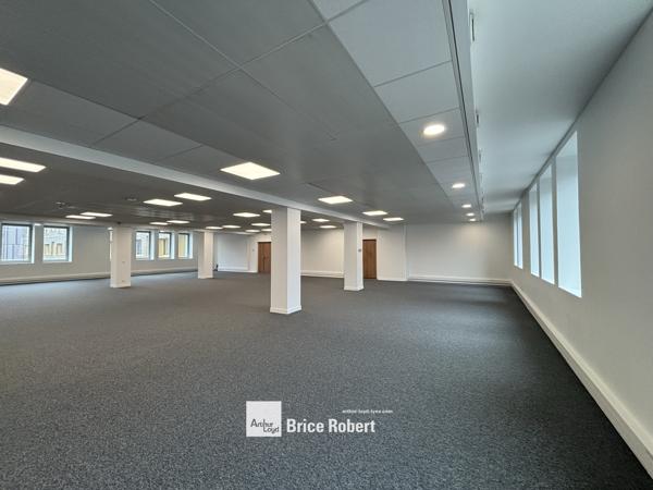 Bureaux à louer à Lyon 2ème immeuble emblématique rooftop vue panoramique