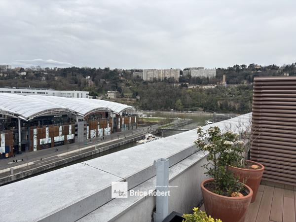 Bureaux à louer à Lyon 2ème immeuble emblématique rooftop vue panoramique