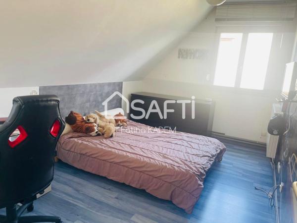 MAISON Individuelle 4 chambres,un beau terrain sans vis à vis