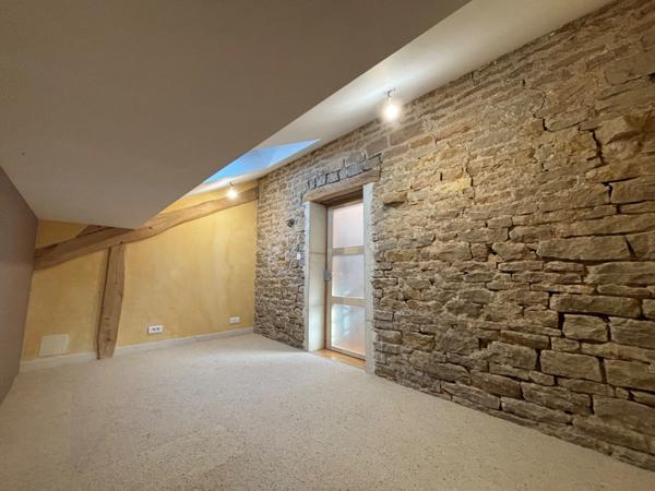 Maison à vendre 5 pièces proche de SAINT-GENGOUX-LE-NATIONAL (71)