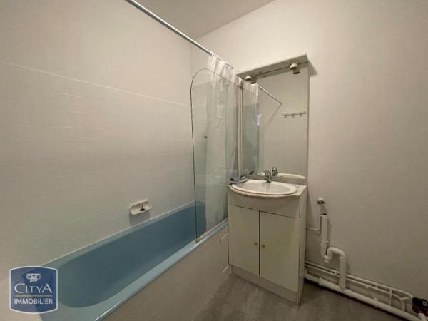 Appartement à louer 3 pièces 65.57m²