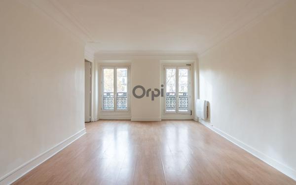 Appartement à vendre    2 pièces • 52,66 m2 Paris 10
