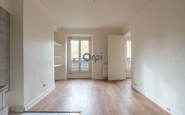 Appartement à vendre    2 pièces • 52,66 m2 Paris 10