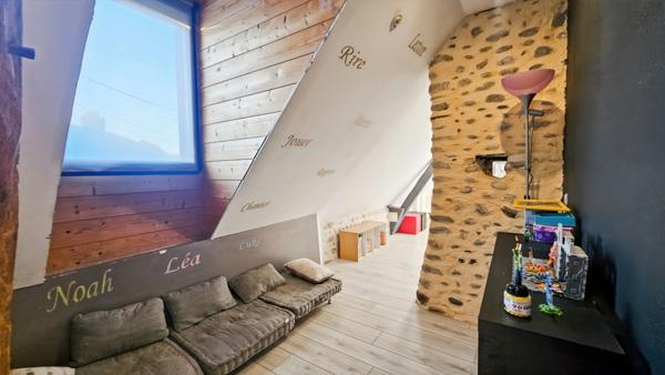 Maison à vendre, bigourdane rénové de 8 pièces avec garage jardin et piscine HORGUES (65)