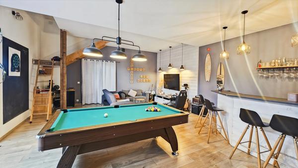 Maison à vendre, bigourdane rénové de 8 pièces avec garage jardin et piscine HORGUES (65)