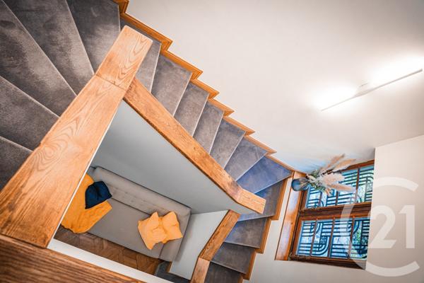 Maison à vendre  9 pièces - 245 m2 CLUSES - 74