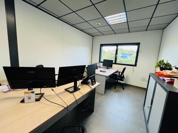 A LOUER BUREAUX PONTCHATEAU 200M2 ZI ABBAYE