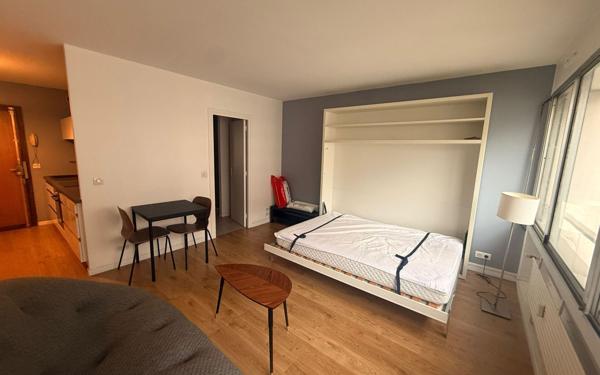 Appartement à louer    1 pièce • 27,93 m2 Paris 10