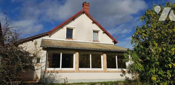 A VENDRE - A LANGON SUR CHER (41)- 
Située dans un endroit calme et verdoyant,  cette  maison ...