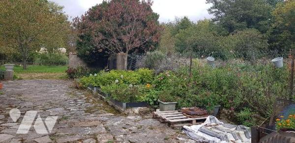 A VENDRE - A LANGON SUR CHER (41)- 
Située dans un endroit calme et verdoyant,  cette  maison ...