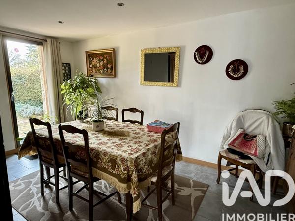 Maison à vendre 8 pièces 216 m² Fresne-Cauverville