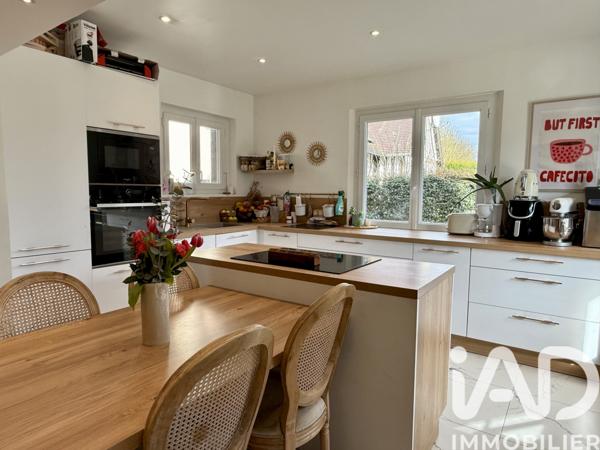 Maison à vendre 8 pièces 216 m² Fresne-Cauverville